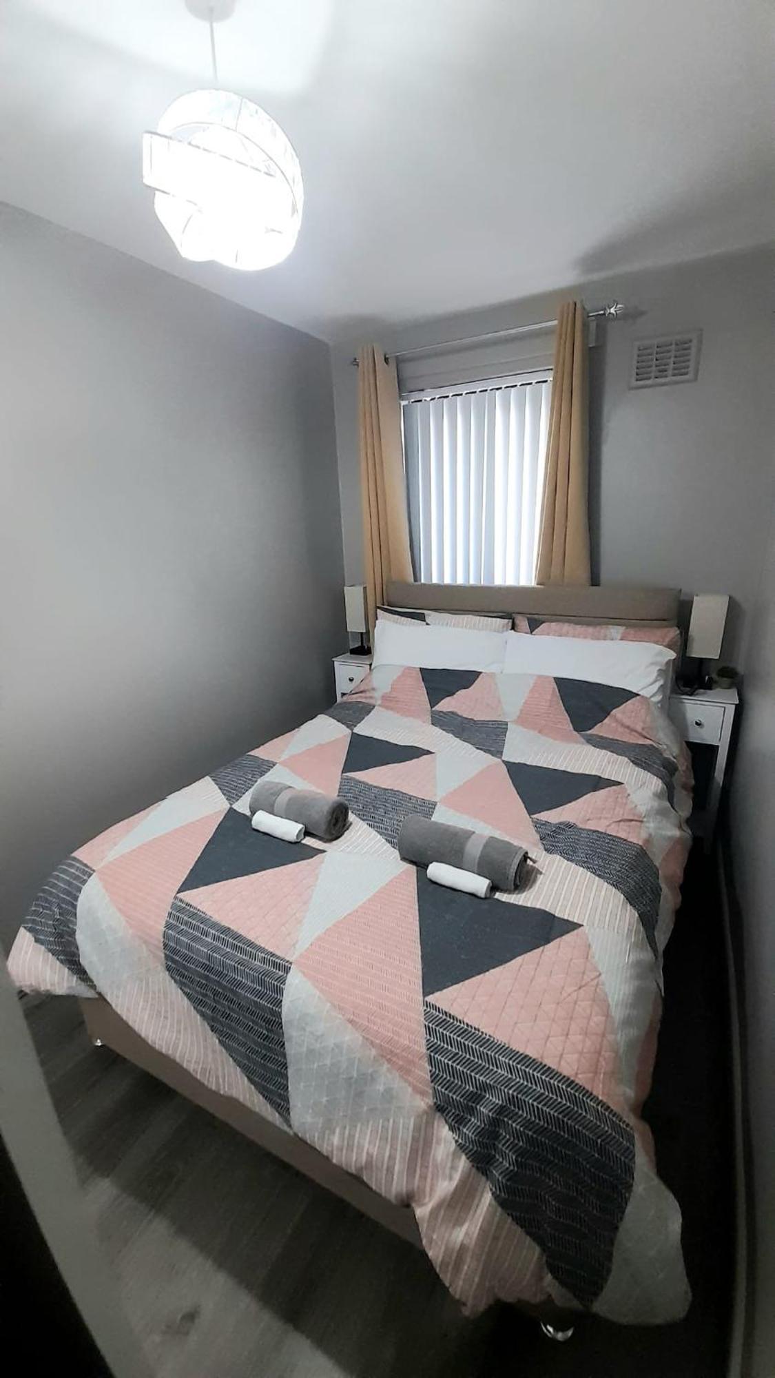 293 Holiday Home- Free On Site Parking Μπέλφαστ Εξωτερικό φωτογραφία